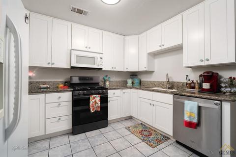 298 E Marengo Ave, Shafter, CA 93263 photo 7