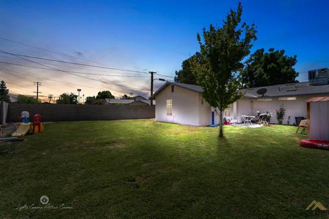 298 E Marengo Ave, Shafter, CA 93263 photo 21