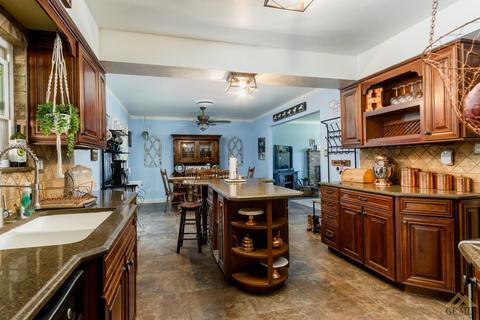 207 E Calvin St, Taft, CA 93268 photo 15