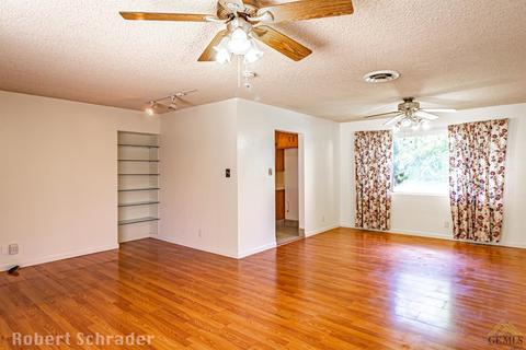 116 E Lucard, Taft, CA 93268 photo 5
