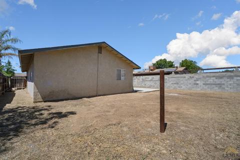 862 Clarence St, Shafter, CA 93263 photo 17