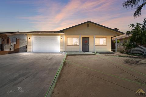 862 Clarence St, Shafter, CA 93263 photo 1