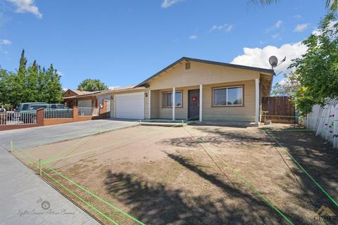 862 Clarence St, Shafter, CA 93263 photo 2