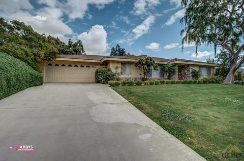 3909 Riviera Dr, Bakersfield, CA 93306 photo 1