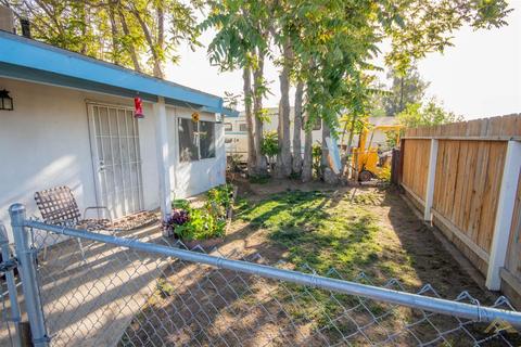110 E Roberts Ln, Bakersfield, CA 93308 photo 9