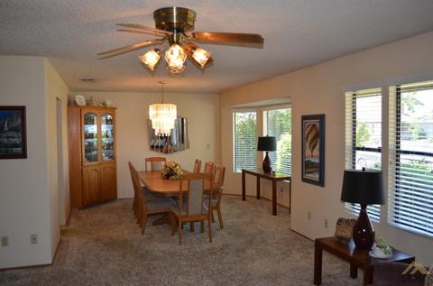 325 Bree, Shafter, CA 93263 photo 7