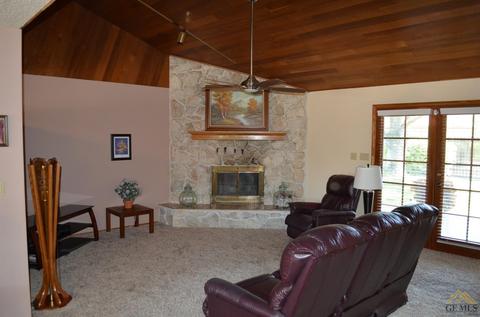 325 Bree, Shafter, CA 93263 photo 6