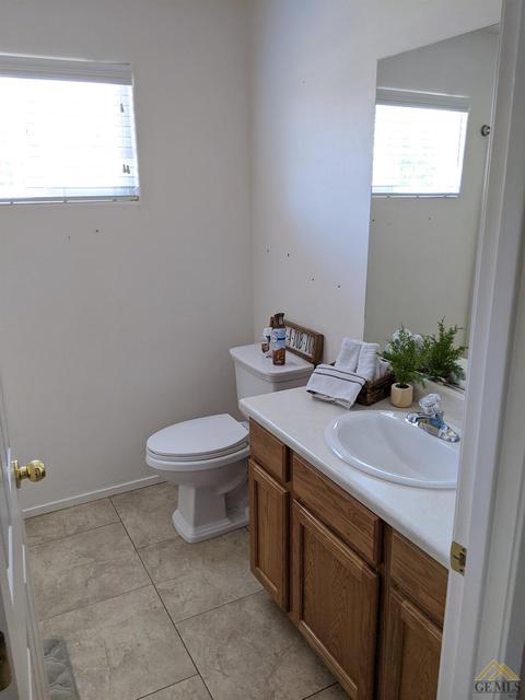 6717 Outback Dr, Bakersfield, CA 93312 photo 17