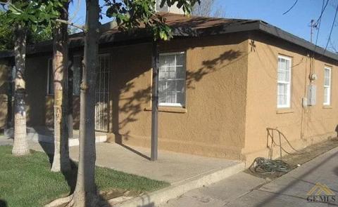 620 E 4th St, Bakersfield, CA 93307 photo 3