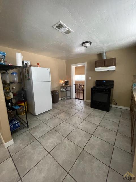 620 E 4th St, Bakersfield, CA 93307 photo 19