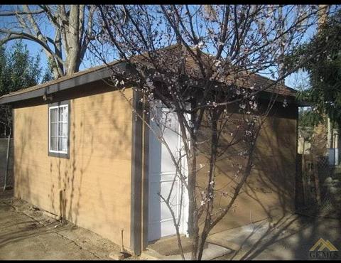 620 E 4th St, Bakersfield, CA 93307 photo 5