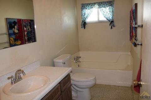 324 Sudan Ave, Buttonwillow, CA 93206 photo 8
