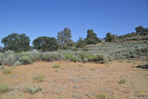 22481 Saddleback Dr, Tehachapi, CA 93561 photo 5