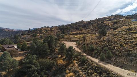 22481 Saddleback Dr, Tehachapi, CA 93561 photo 15