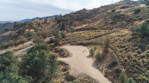 22481 Saddleback Dr, Tehachapi, CA 93561 photo 14