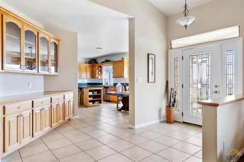 24821 Paramount Dr, Tehachapi, CA 93561 photo 3