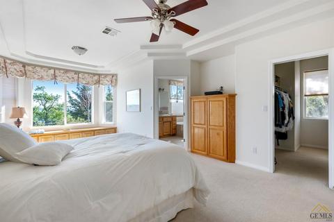24821 Paramount Dr, Tehachapi, CA 93561 photo 15