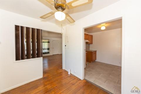 8106 Eucalyptus Dr, Bakersfield, CA 93306 photo 9
