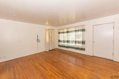 8106 Eucalyptus Dr, Bakersfield, CA 93306 photo 6