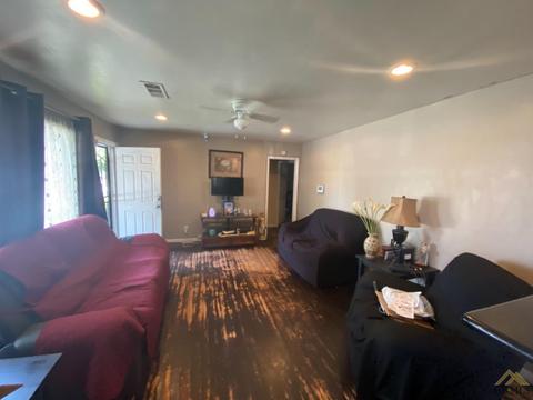216 Beech St, Bakersfield, CA 93304 photo 3
