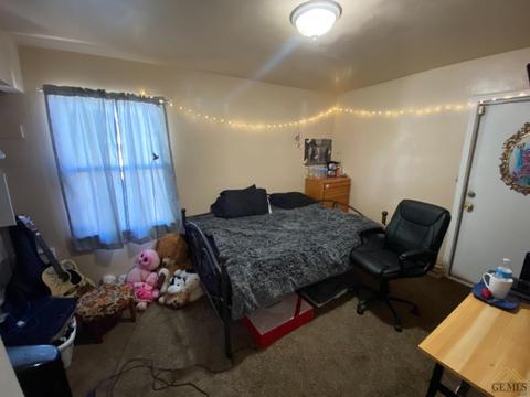 216 Beech St, Bakersfield, CA 93304 photo 7