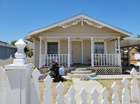 305 Pierce St, Taft, CA 93268 photo 3