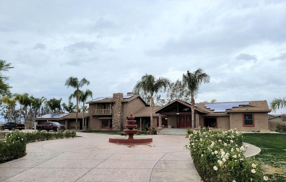 6230 Hehn Ave, Bakersfield, CA 93307 12 Photos MLS 202105261 Movoto