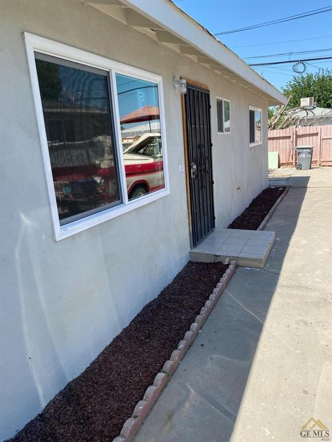1921 Dover St, Delano, CA 93215 photo 8