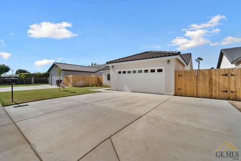 180 E Ash, Shafter, CA 93263 photo 4