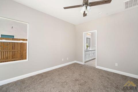 180 E Ash, Shafter, CA 93263 photo 8