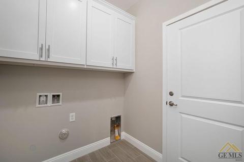 180 E Ash, Shafter, CA 93263 photo 16