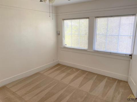 330 E St, Bakersfield, CA 93304 photo 10