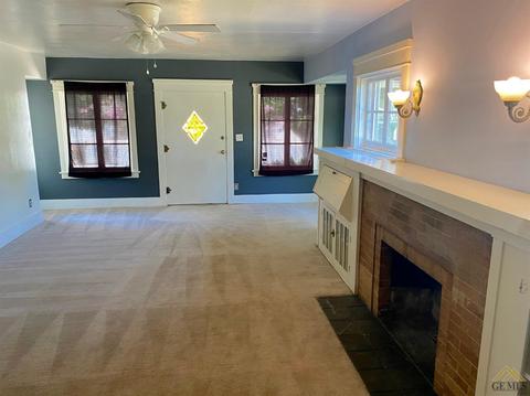 330 E St, Bakersfield, CA 93304 photo 3