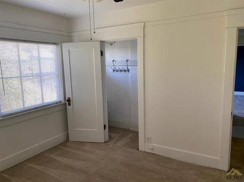330 E St, Bakersfield, CA 93304 photo 11