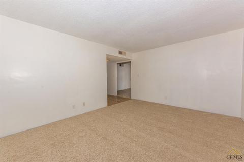 1102 Bell Ave, Taft, CA 93268 photo 6