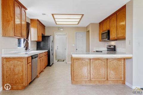 7302 Bald Eagle St, Bakersfield, CA 93306 photo 11