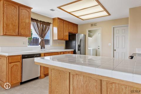 7302 Bald Eagle St, Bakersfield, CA 93306 photo 12