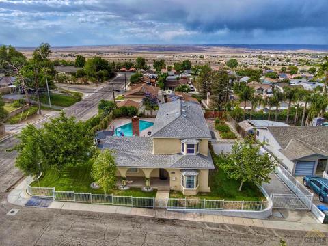 730 Philippine St, Taft, CA 93268 photo 2