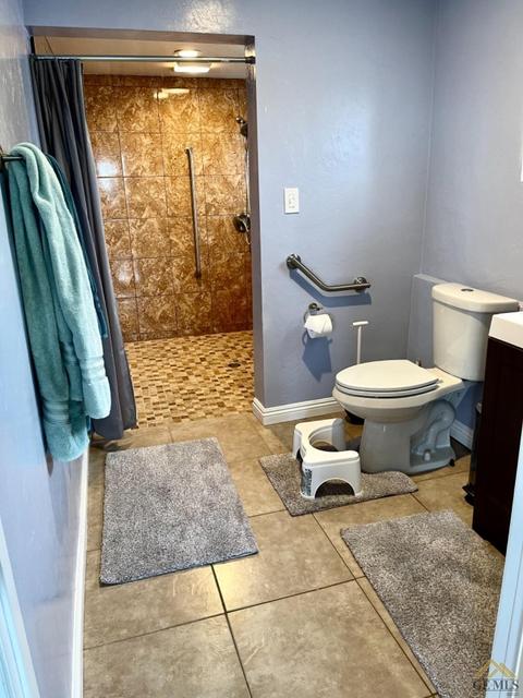730 Philippine St, Taft, CA 93268 photo 32