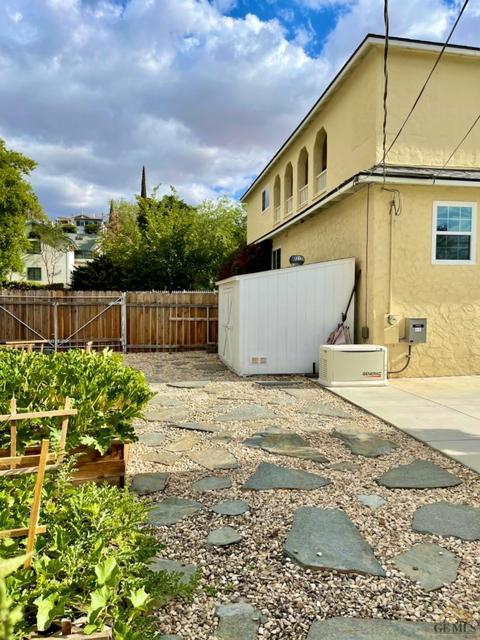 730 Philippine St, Taft, CA 93268 photo 13