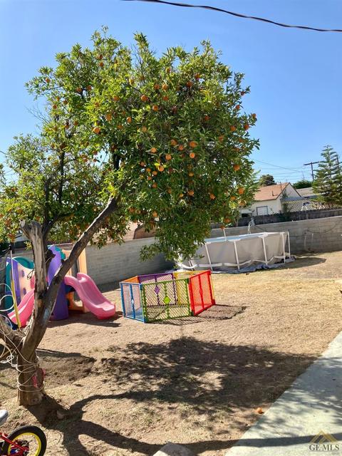 8 Cherry Ln, Taft, CA 93268 photo 13