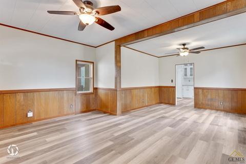 118 W E St, Tehachapi, CA 93561 photo 8