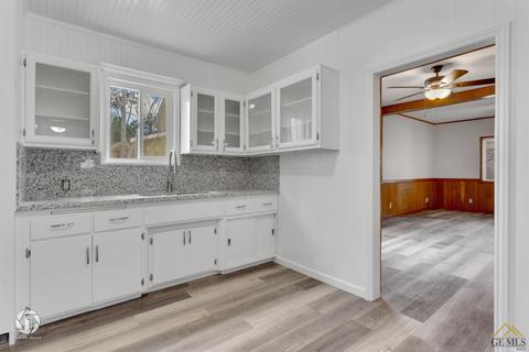 118 W E St, Tehachapi, CA 93561 photo 14