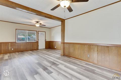 118 W E St, Tehachapi, CA 93561 photo 11