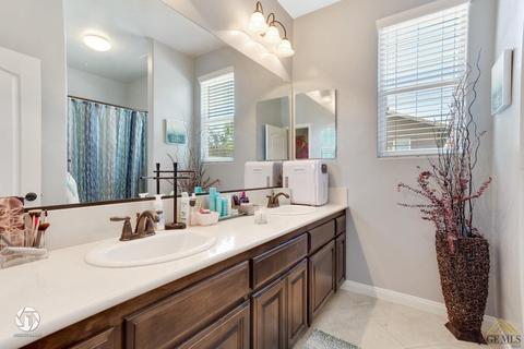 10705 Valle De Erro Ln, Bakersfield, CA 93314 photo 29