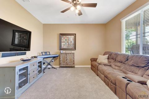 10705 Valle De Erro Ln, Bakersfield, CA 93314 photo 8
