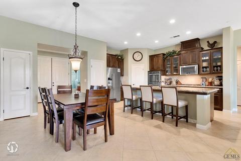 10705 Valle De Erro Ln, Bakersfield, CA 93314 photo 11