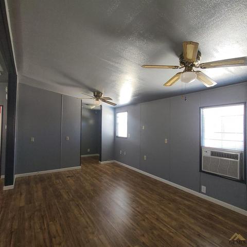 18818 Beech Ave, Shafter, CA 93263 photo 13