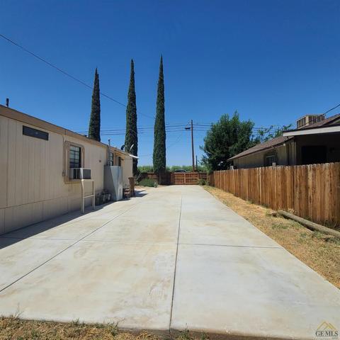 18818 Beech Ave, Shafter, CA 93263 photo 8