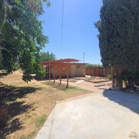 18818 Beech Ave, Shafter, CA 93263 photo 23
